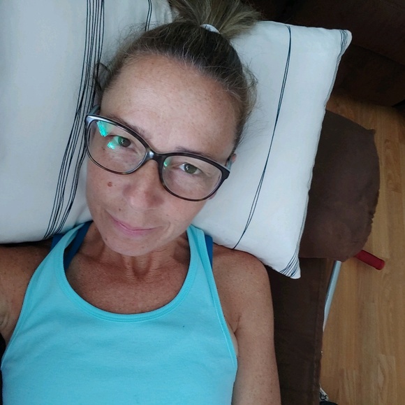 Meet your Posher, Joanne - Picture 1 of 1